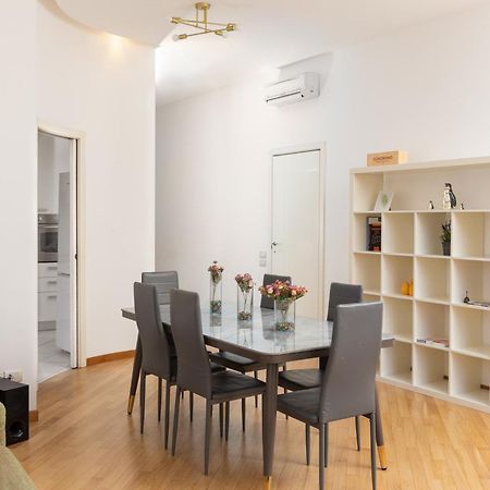 Free Parking Exclusive Apartment Magritte Style 米兰 外观 照片